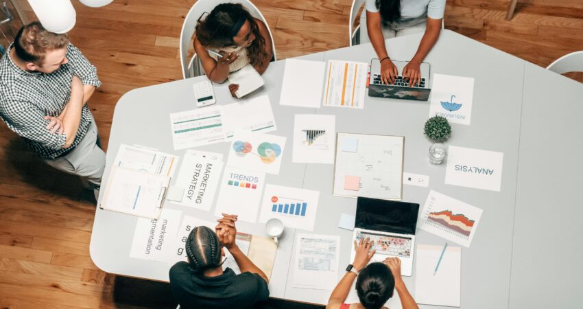 Ringless Voicemail for SaaS Onboarding and Product Adoption