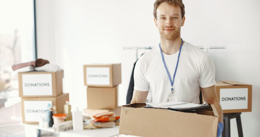 Ringless Voicemail for Nonprofits: Boosting Donations, Volunteer Sign-Ups, and Event Turnout